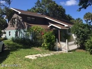 Photo of 2317 Pineapple Avenue