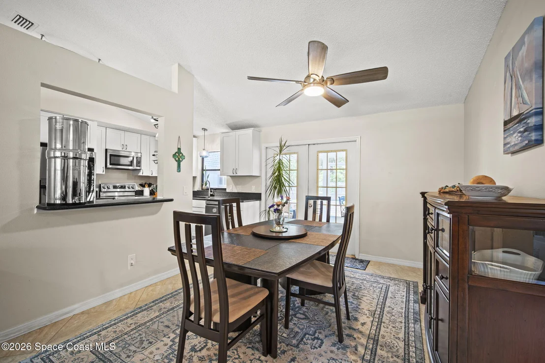 Photo of 7455 Darien Road