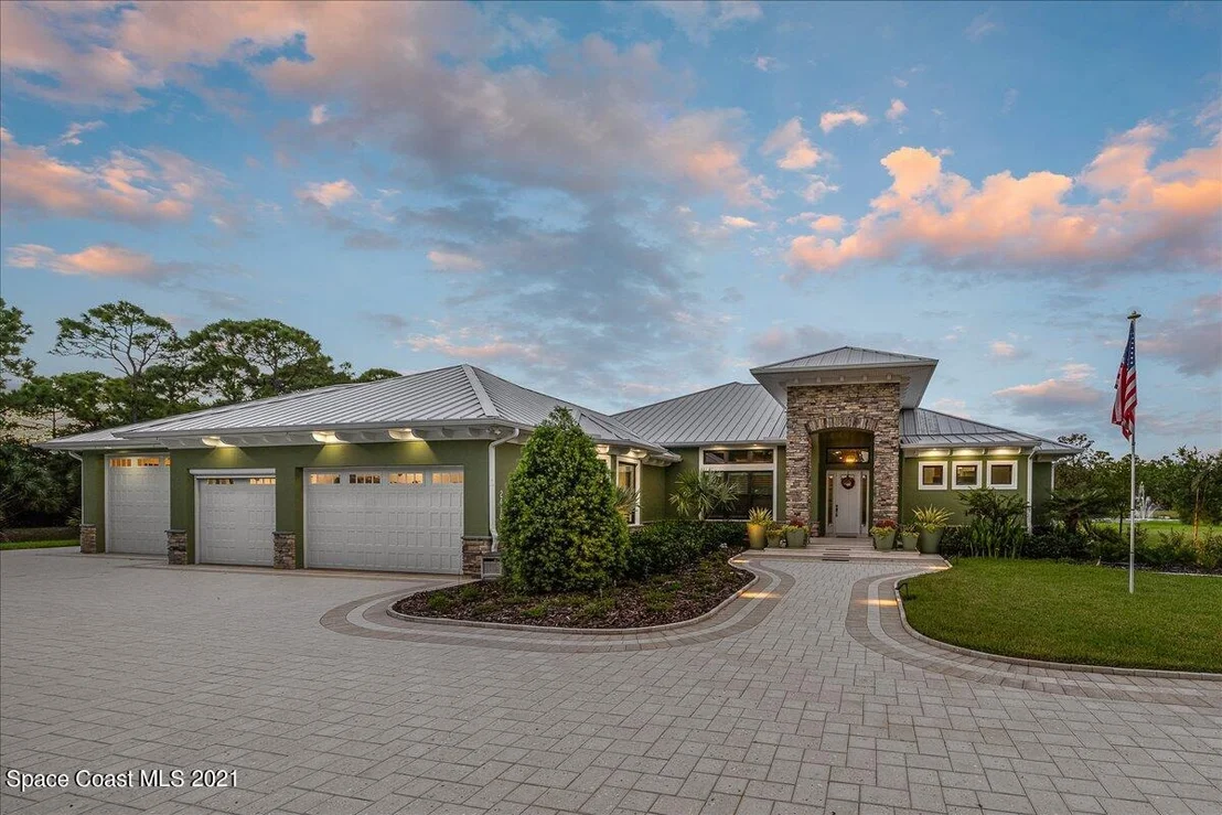 Photo of 2410 Pimlico Lane