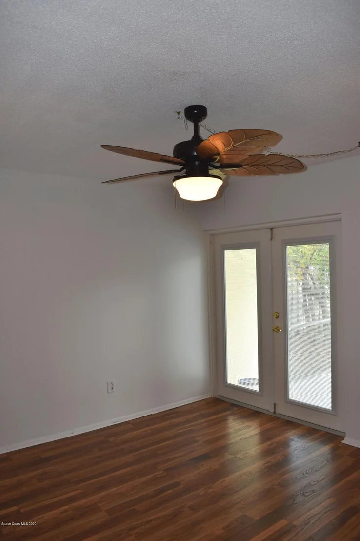 Photo of 720 Bianca Drive NE