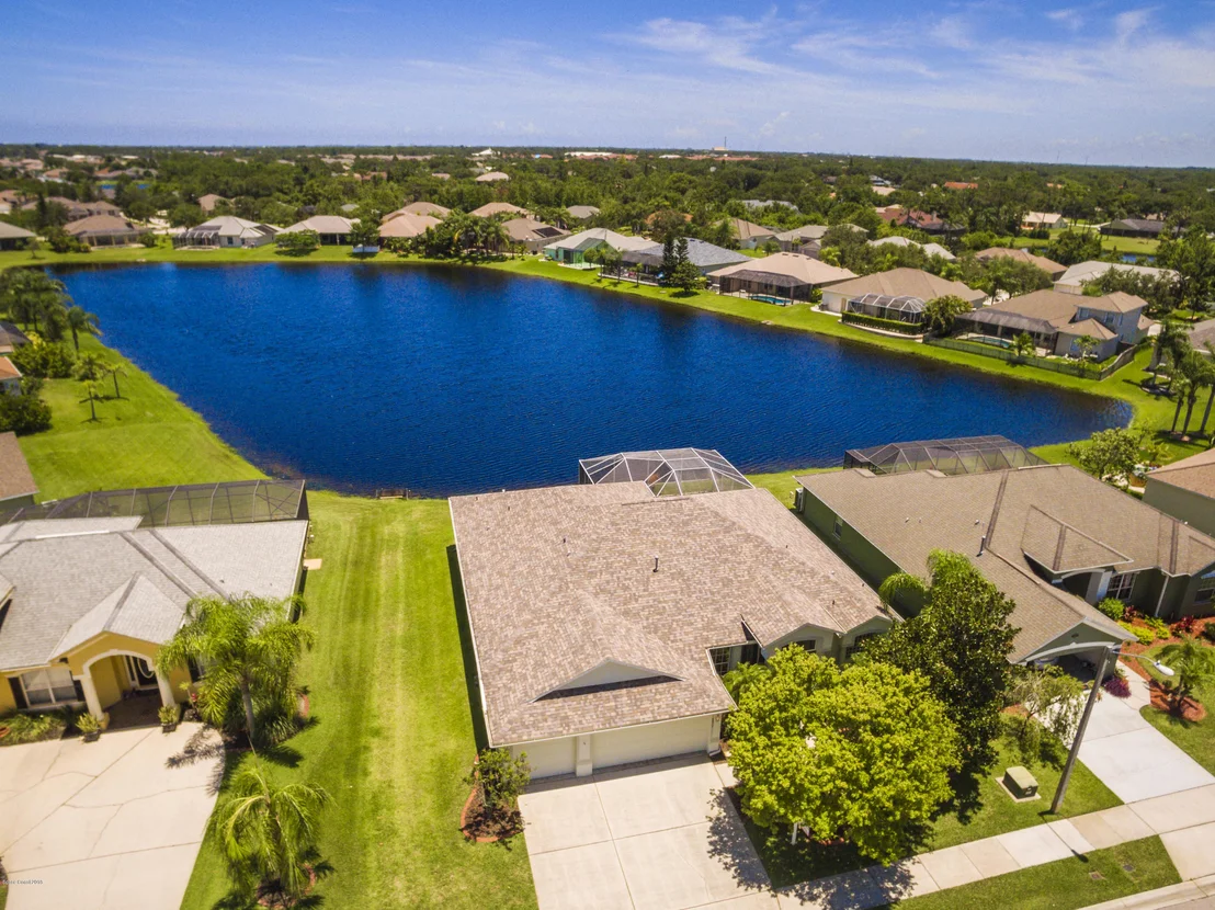 Photo of 4877 Alamanda Drive