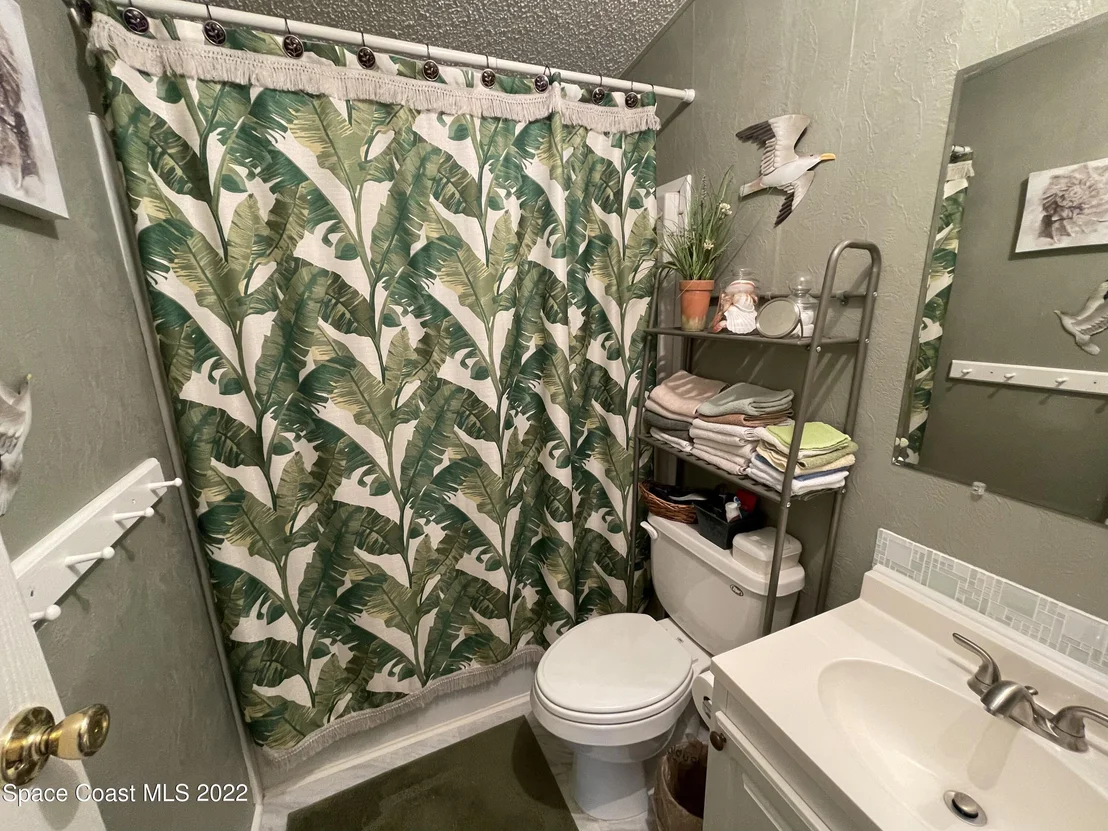Photo of 303 Buttonwood Court
