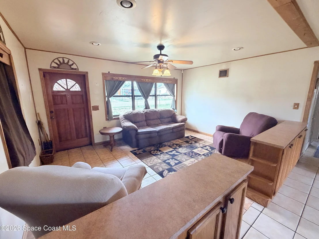 Photo of 1420 Tate Street
