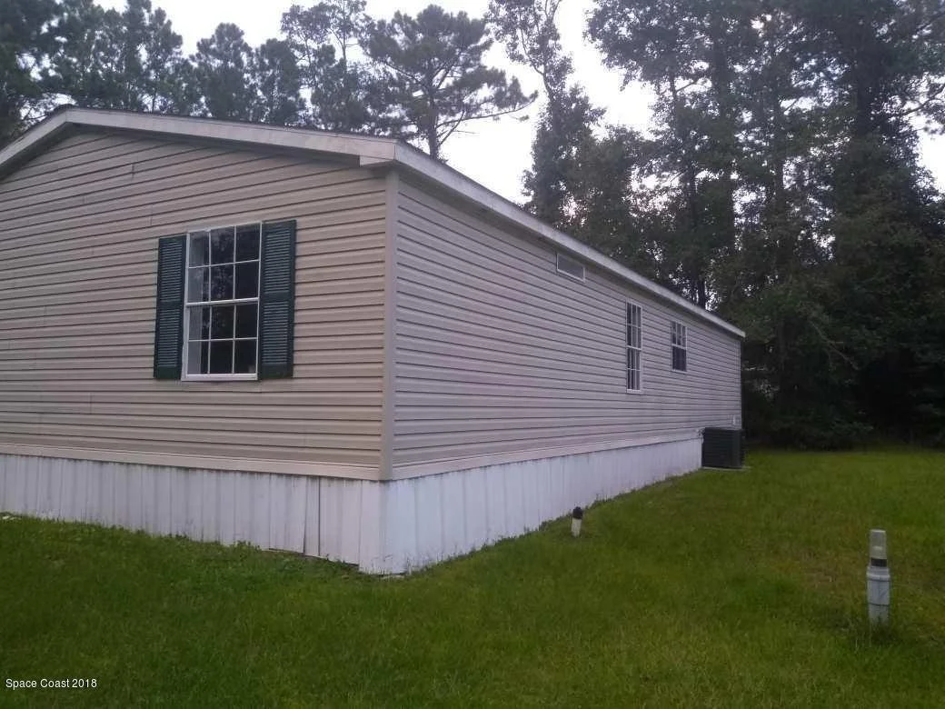 Photo of 121 Pine Crest Circle
