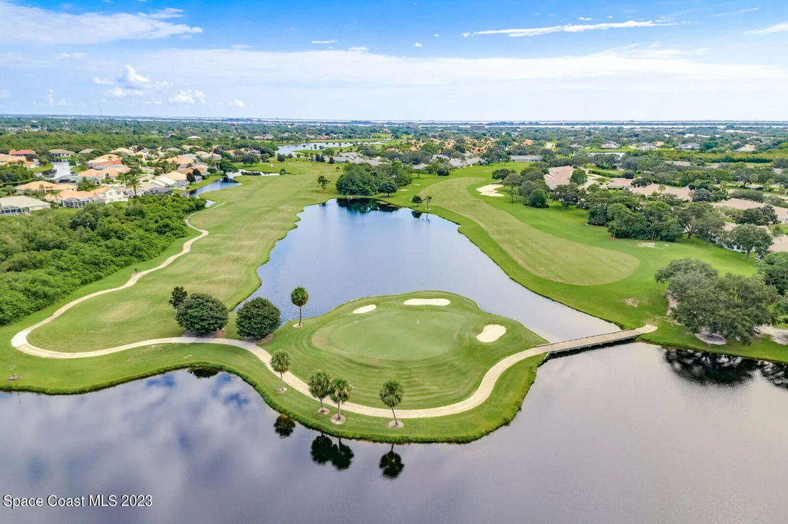 Photo of 986 Somerset Lane