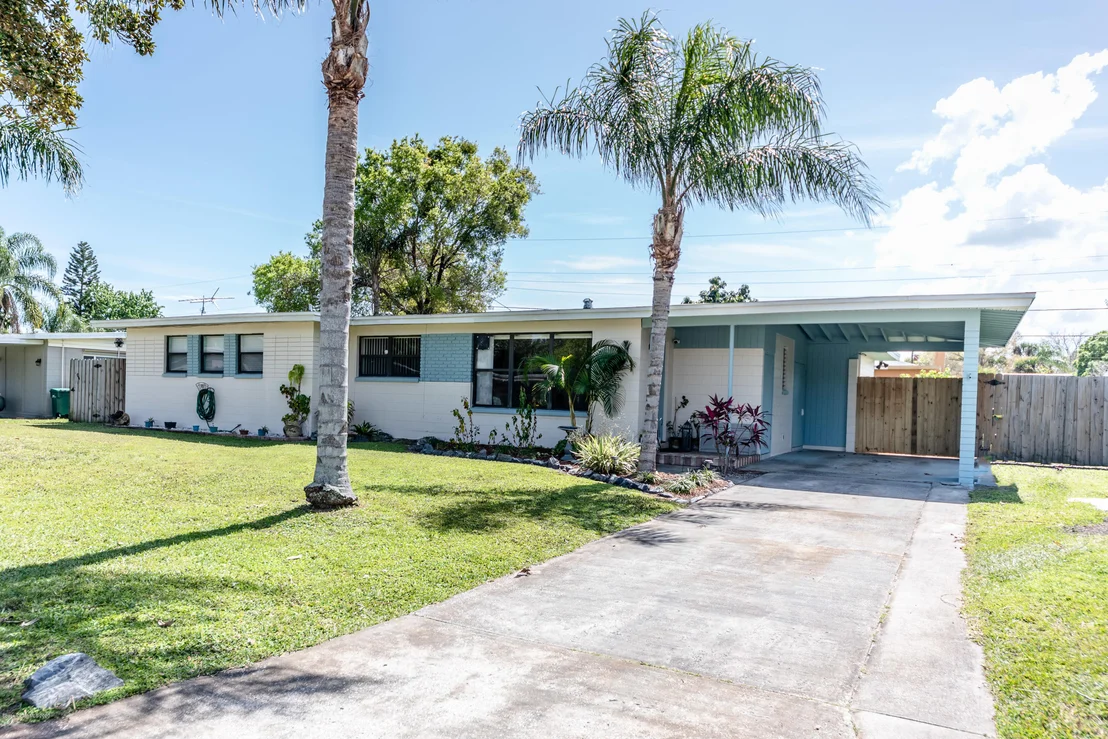 Photo of 1213 Princeton Road