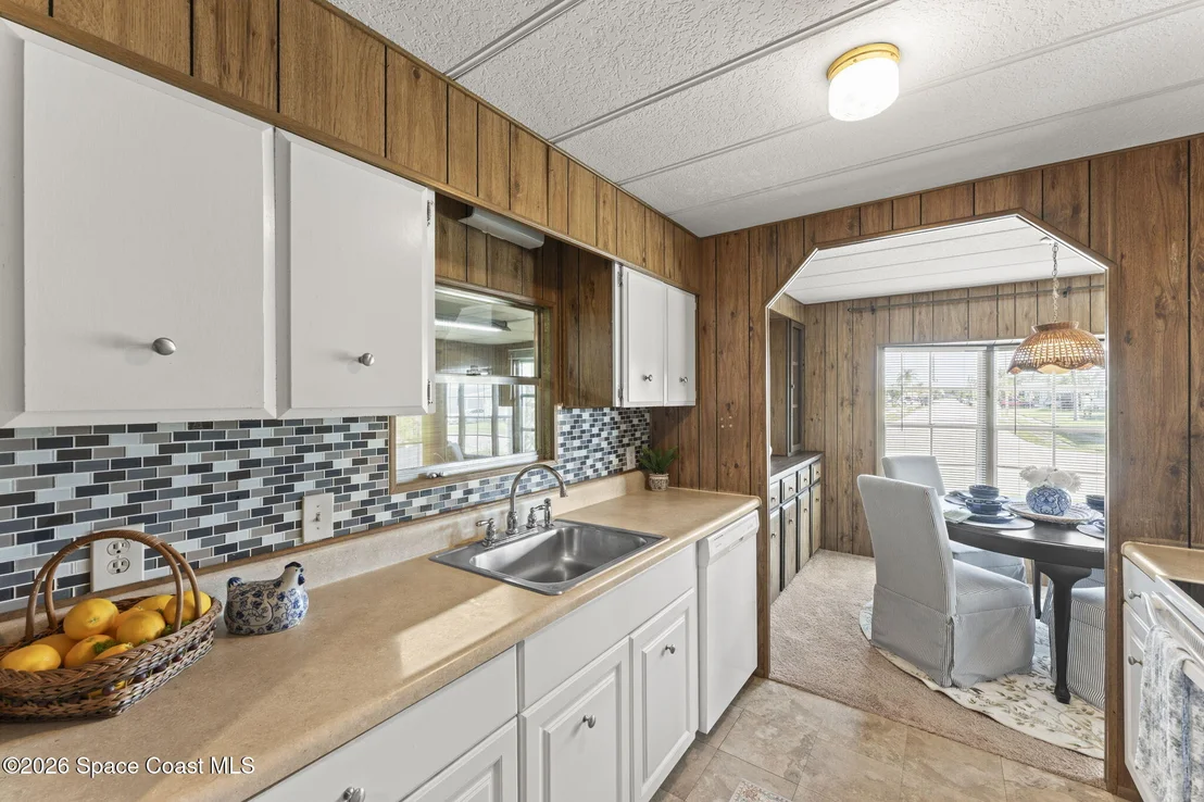 Photo of 2374 Royal Palm Drive NE