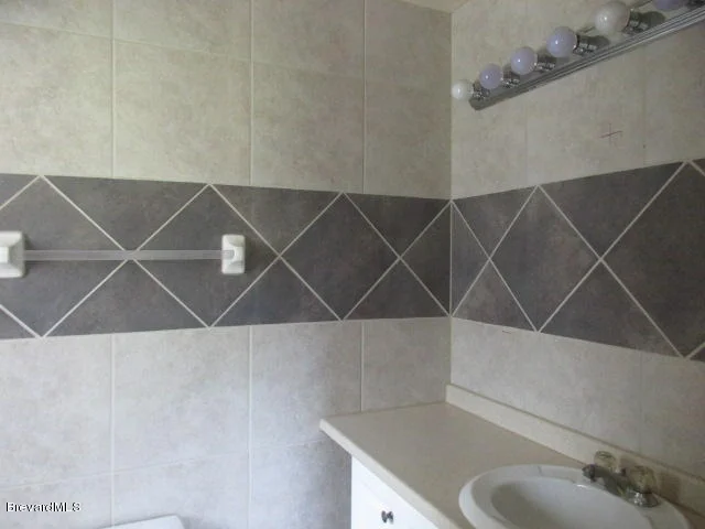 Photo of 102 Haven Drive E