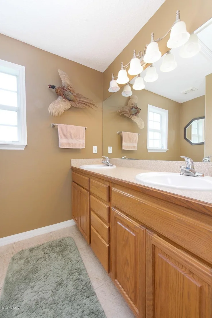 Photo of 4955 Evinrude Road