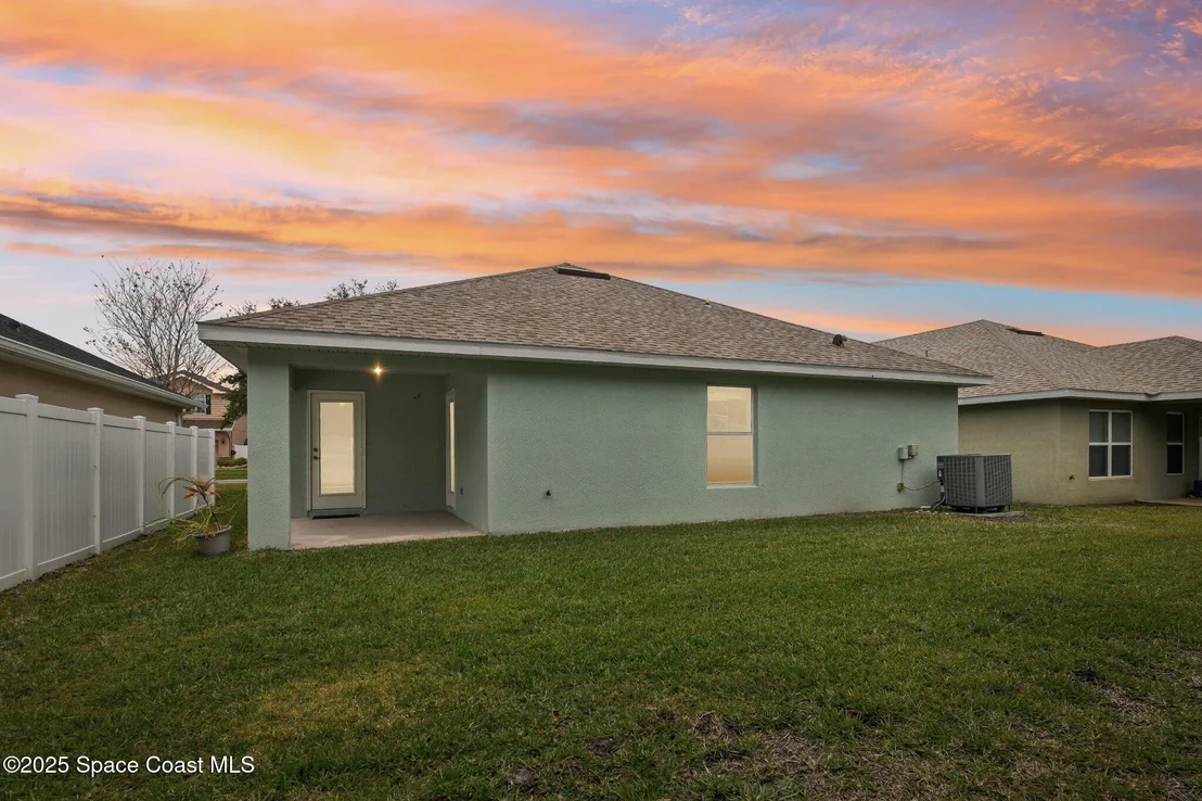 Photo of 1326 Alaqua Way