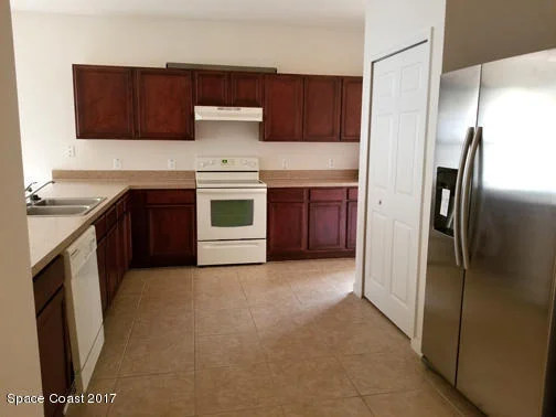 Photo of 993 Riviera Point Drive