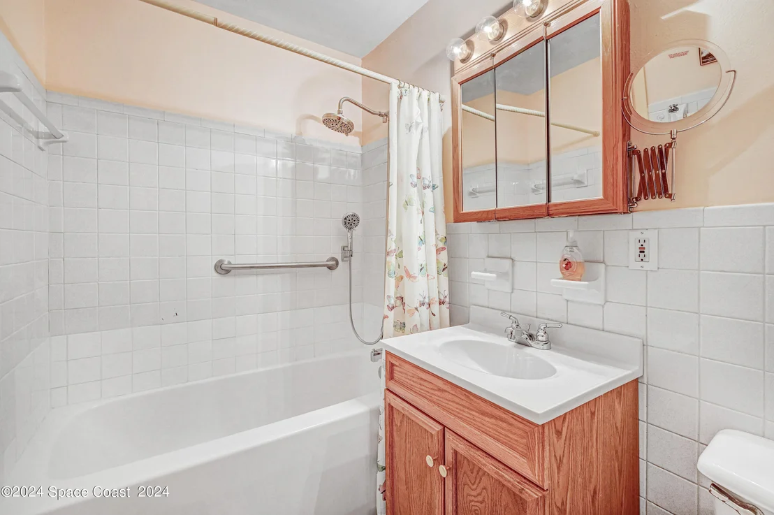 Photo of 4189 Hammock Drive