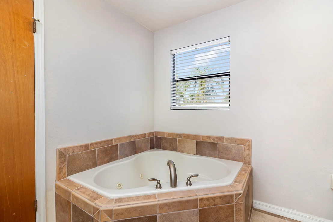 Photo of 805 Kara Circle