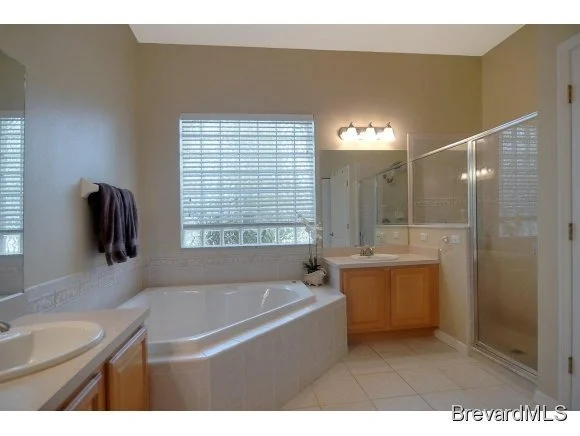 Photo of 4638 Alamanda