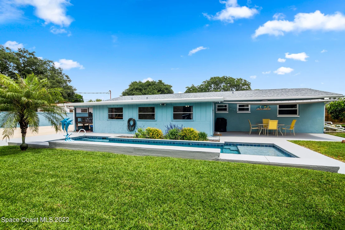 Photo of 1719 Shady Lane