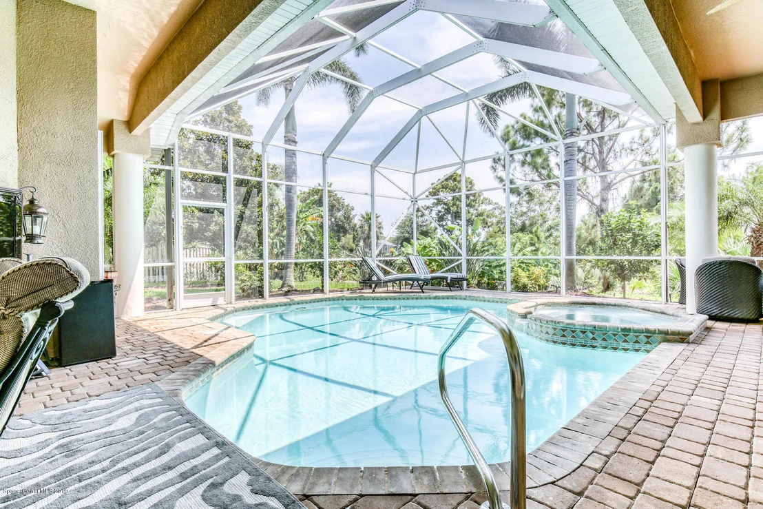Photo of 979 Warbler Court