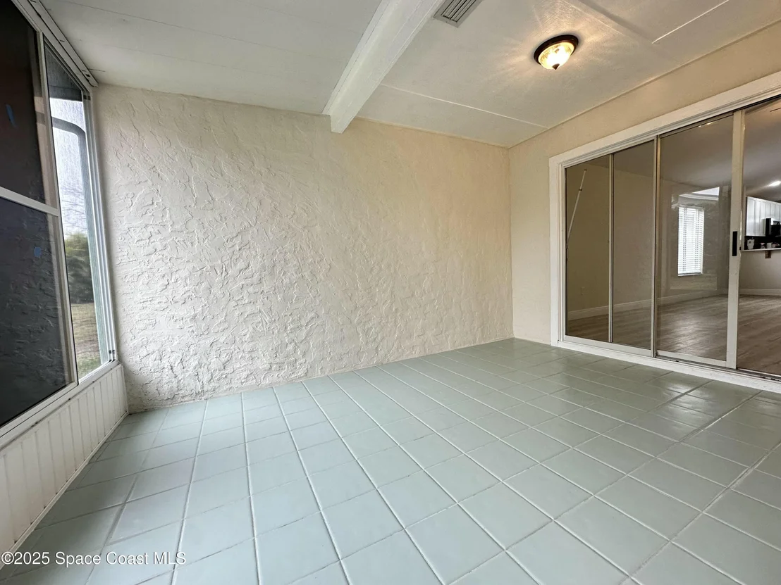 Photo of 4106 Twin Oaks Boulevard