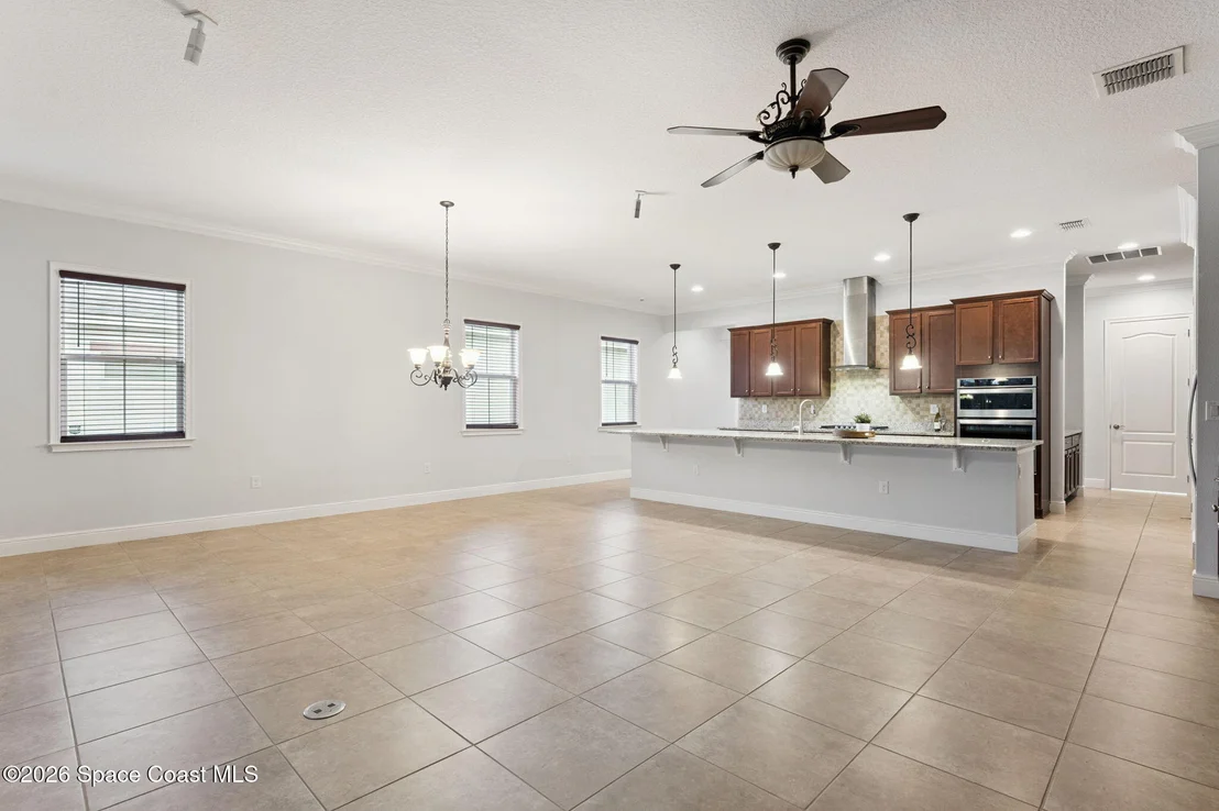 Photo of 5043 Vantage Court