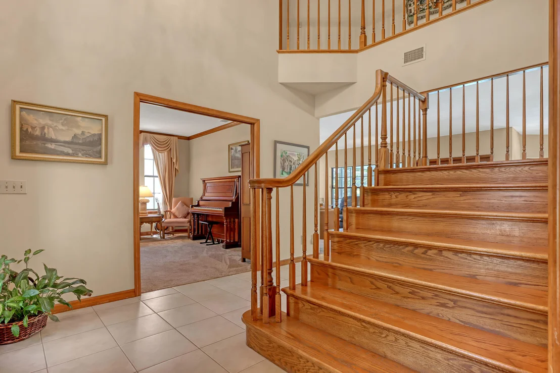 Photo of 561 Nightingale Drive