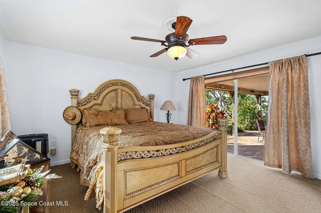 Photo of 406 Thrush Drive