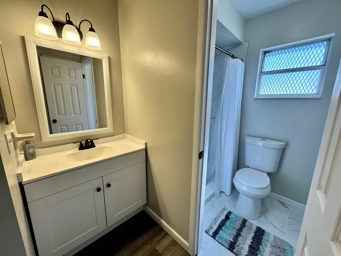 Photo of 1037 Sycamore Drive