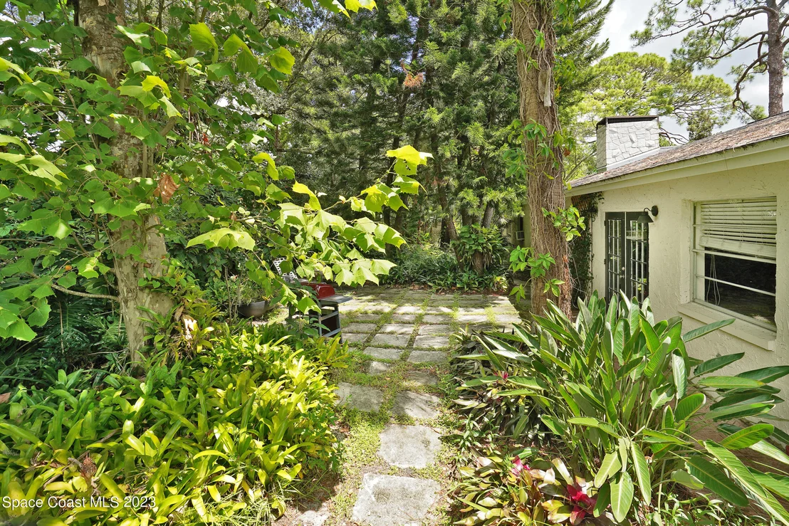 Photo of 2525 Friday Road