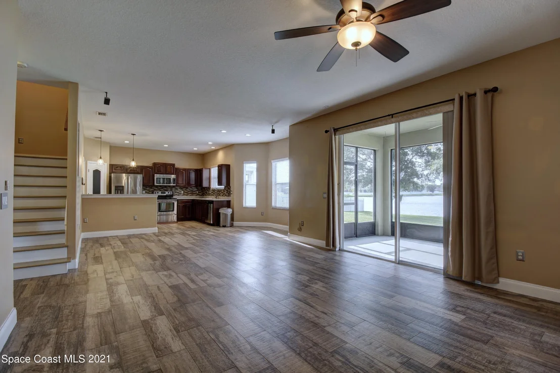 Photo of 2231 Bridgeport Circle