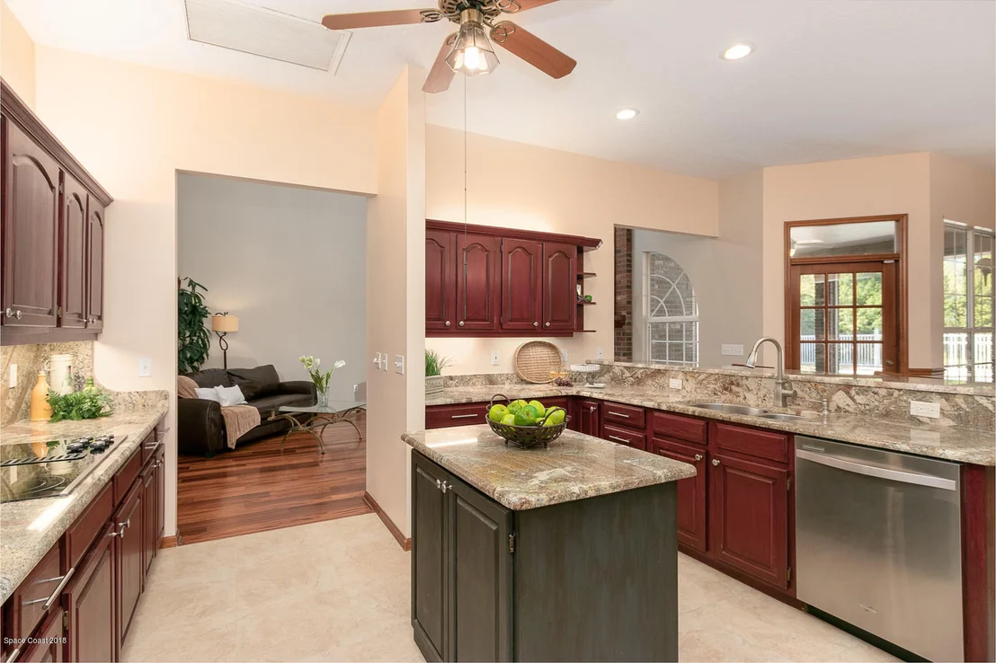 Photo of 3540 Charlton Place