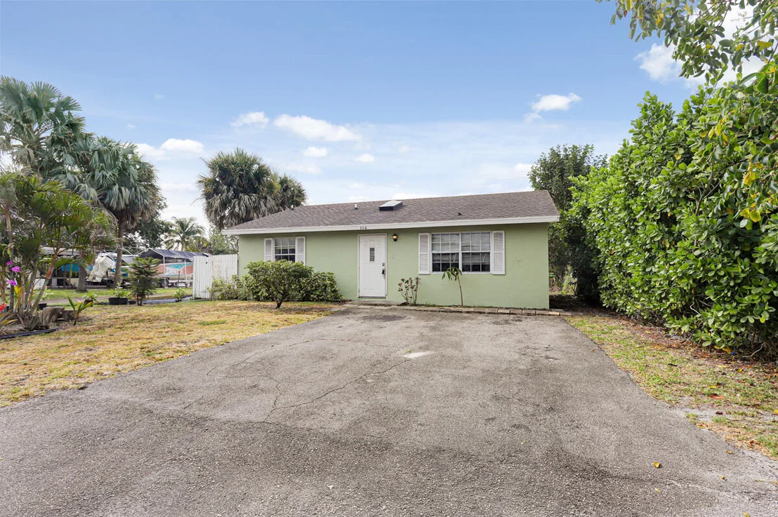 Photo of 306 6th Street