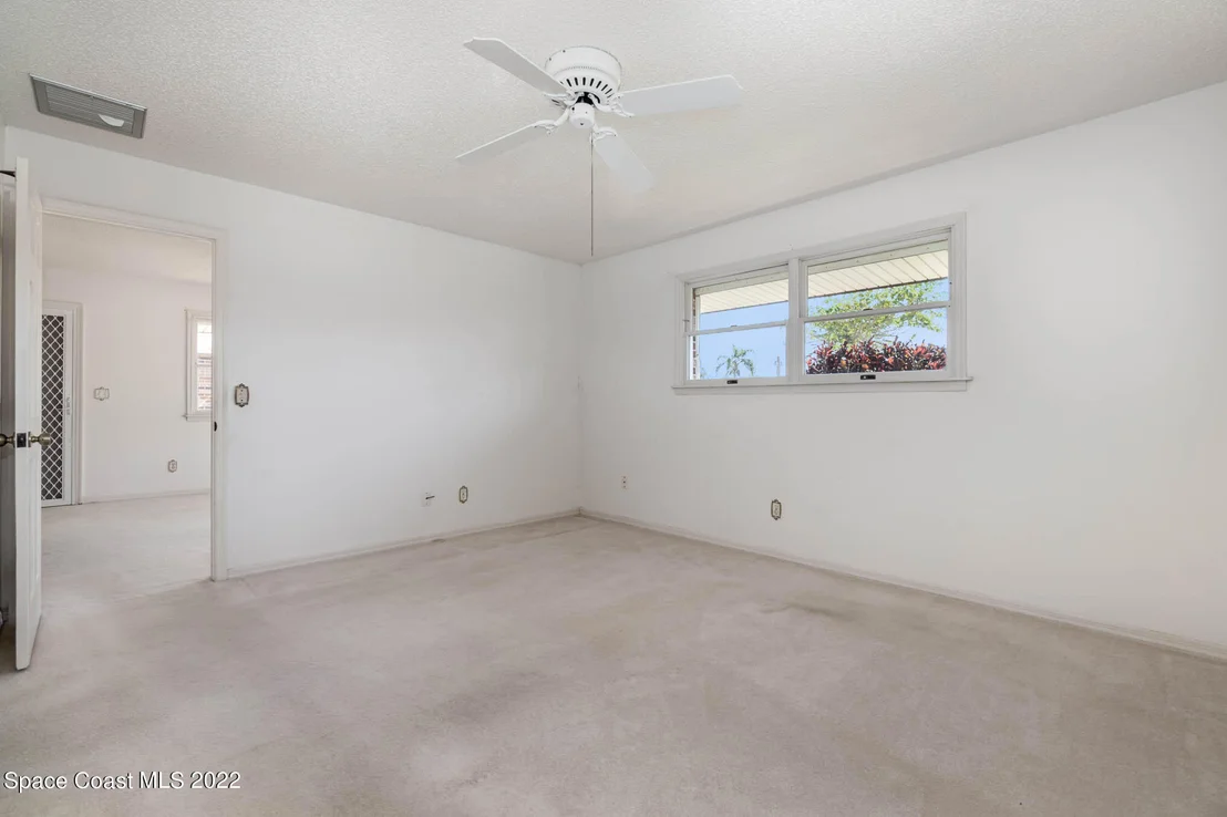 Photo of 215 Grosse Pointe Avenue