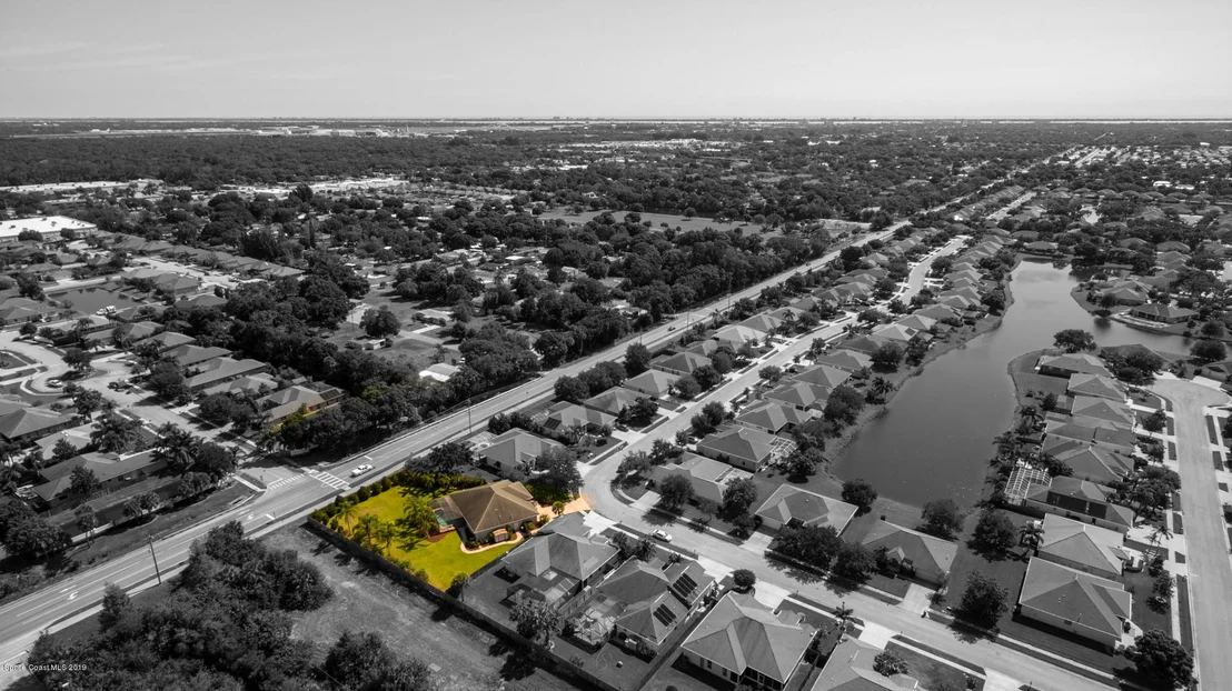 Photo of 2033 Woodfield Circle
