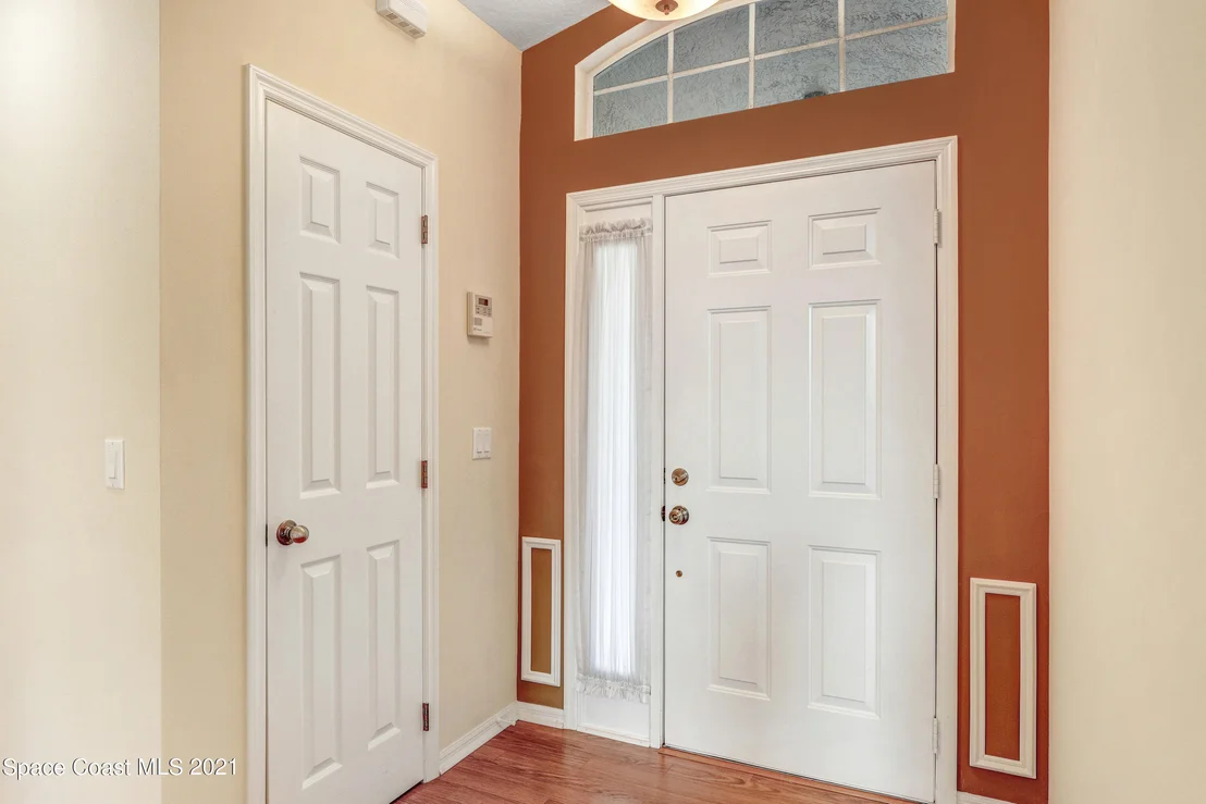Photo of 1003 Pelican Lane