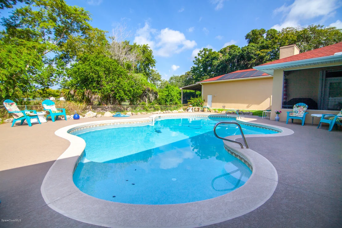 Photo of 4135 Indian River Drive N