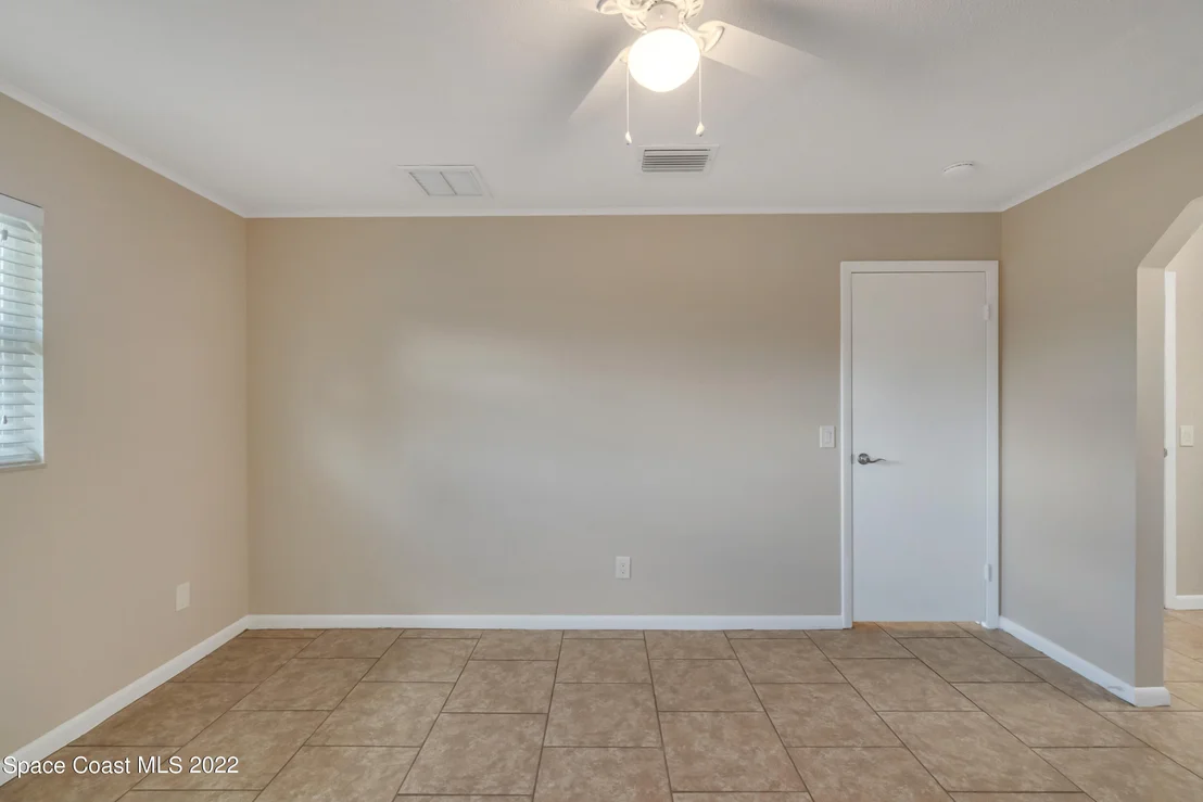 Photo of 511 Avignon Drive