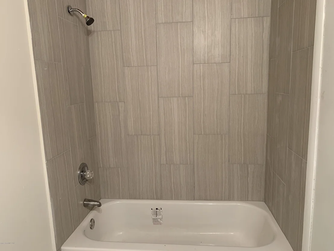 Photo of 370 Maple Place