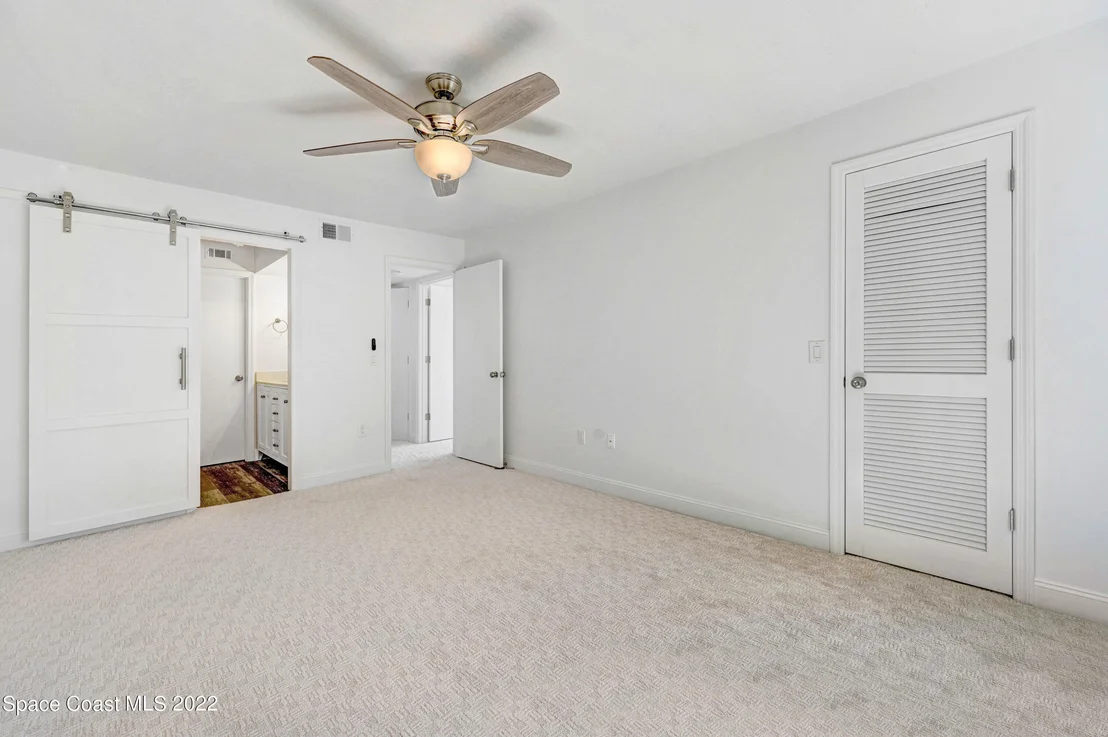 Photo of Unit 206 at 7010 N Highway 1