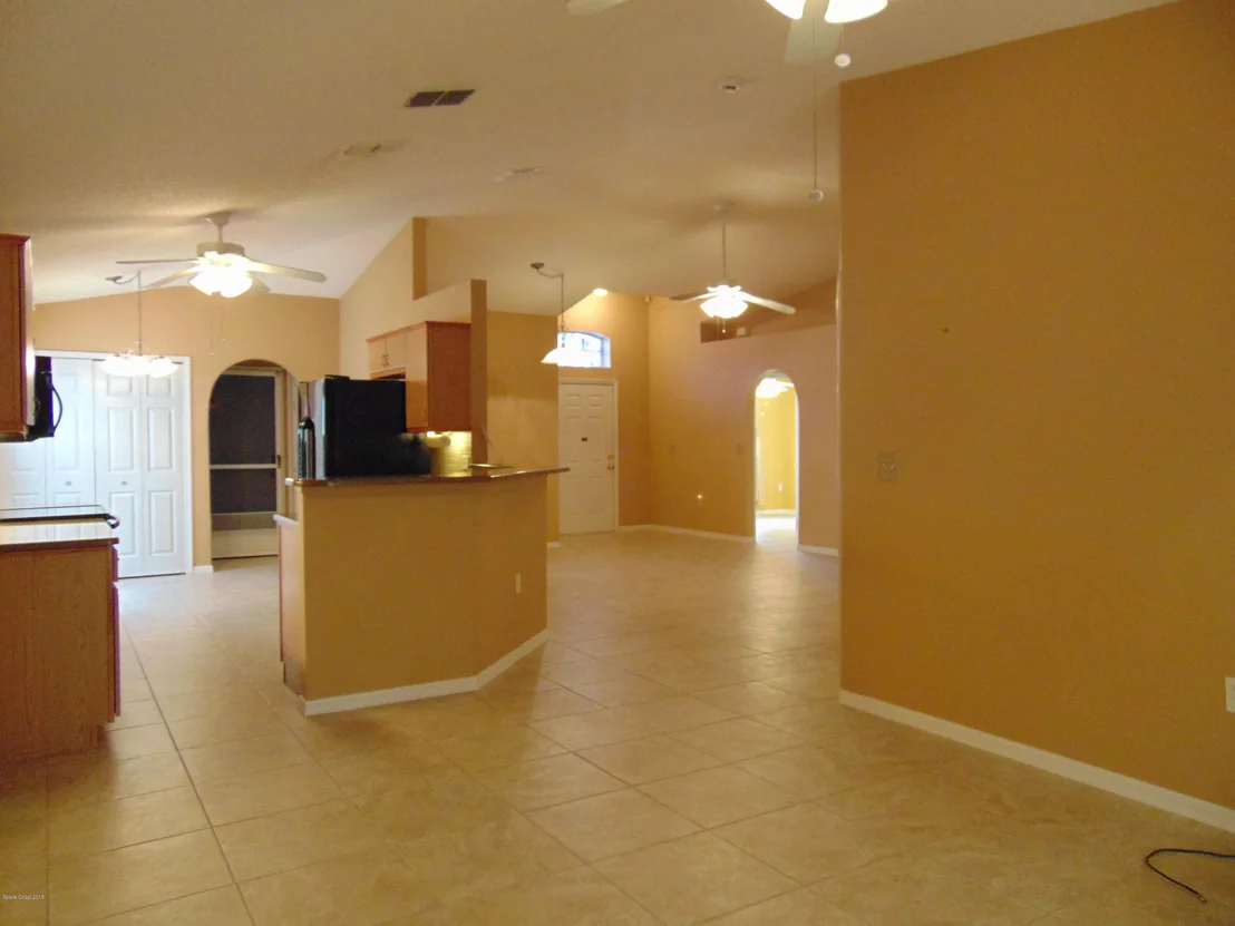 Photo of 2254 Spring Creek Circle NE