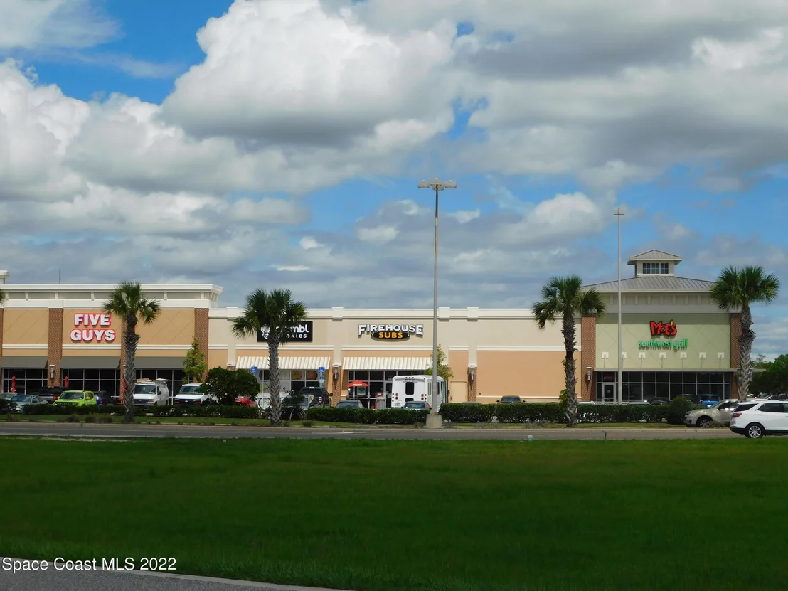 Photo of 3535 Hield Road