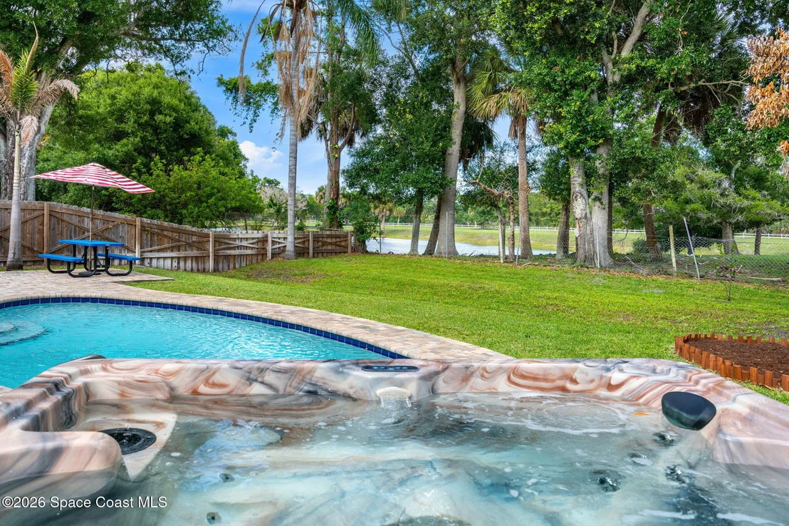 Photo of 368 Stephenson Drive