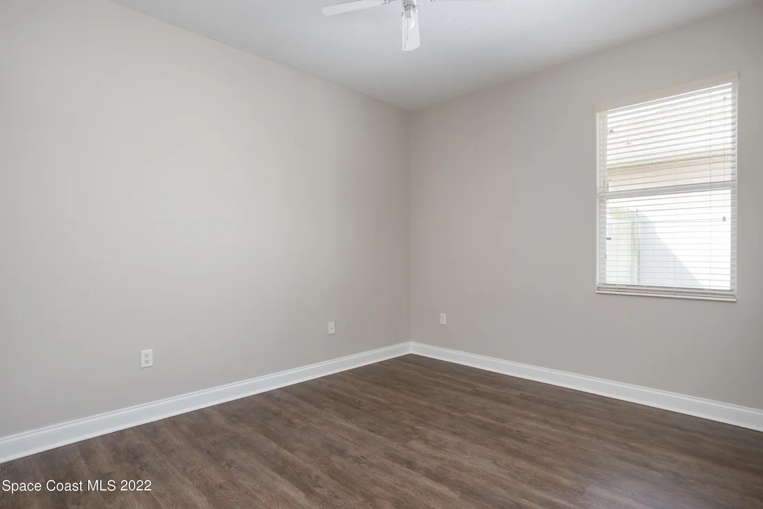 Photo of 1660 Bridgeport Circle