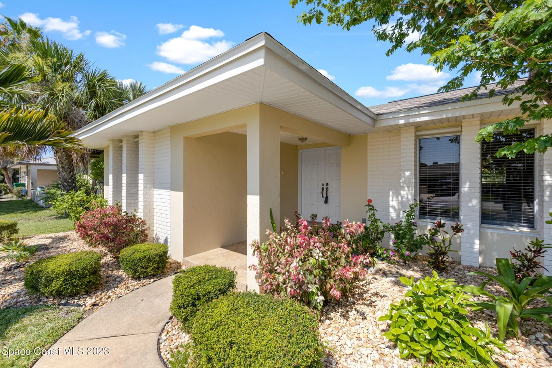 Photo of 605 Bimini Road