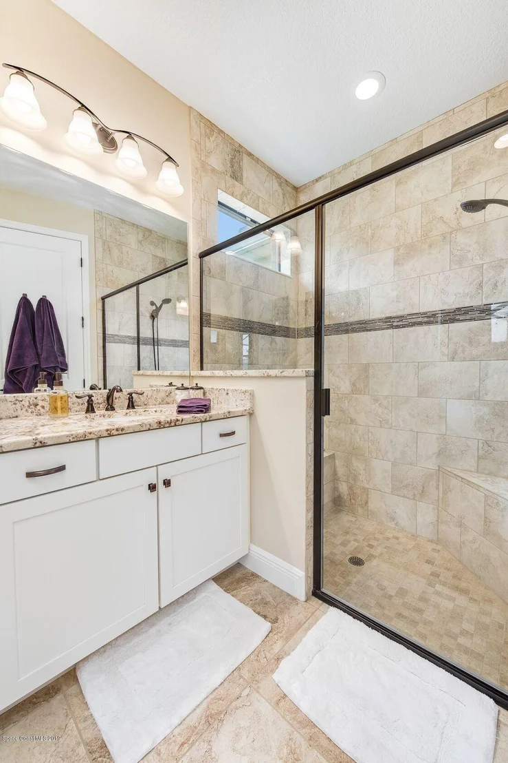 Photo of 7457 Bluemink Lane