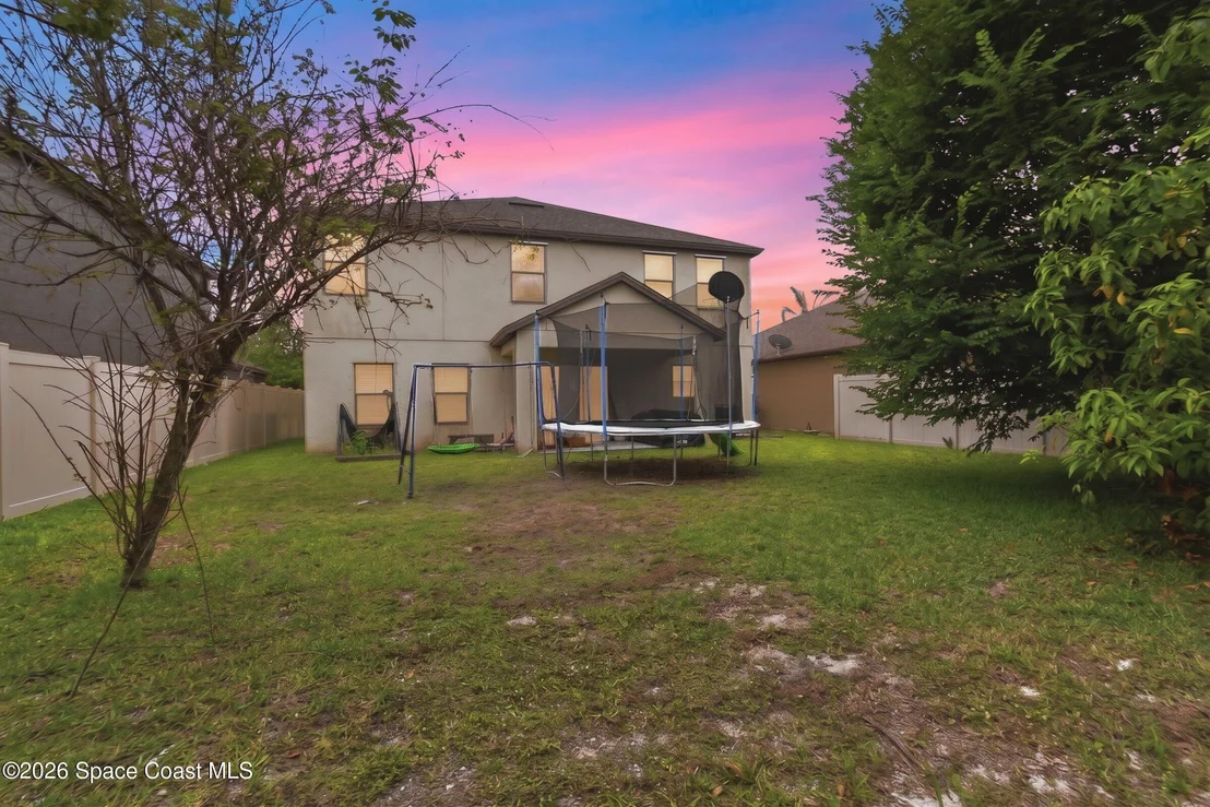 Photo of 547 Trymore Drive SE