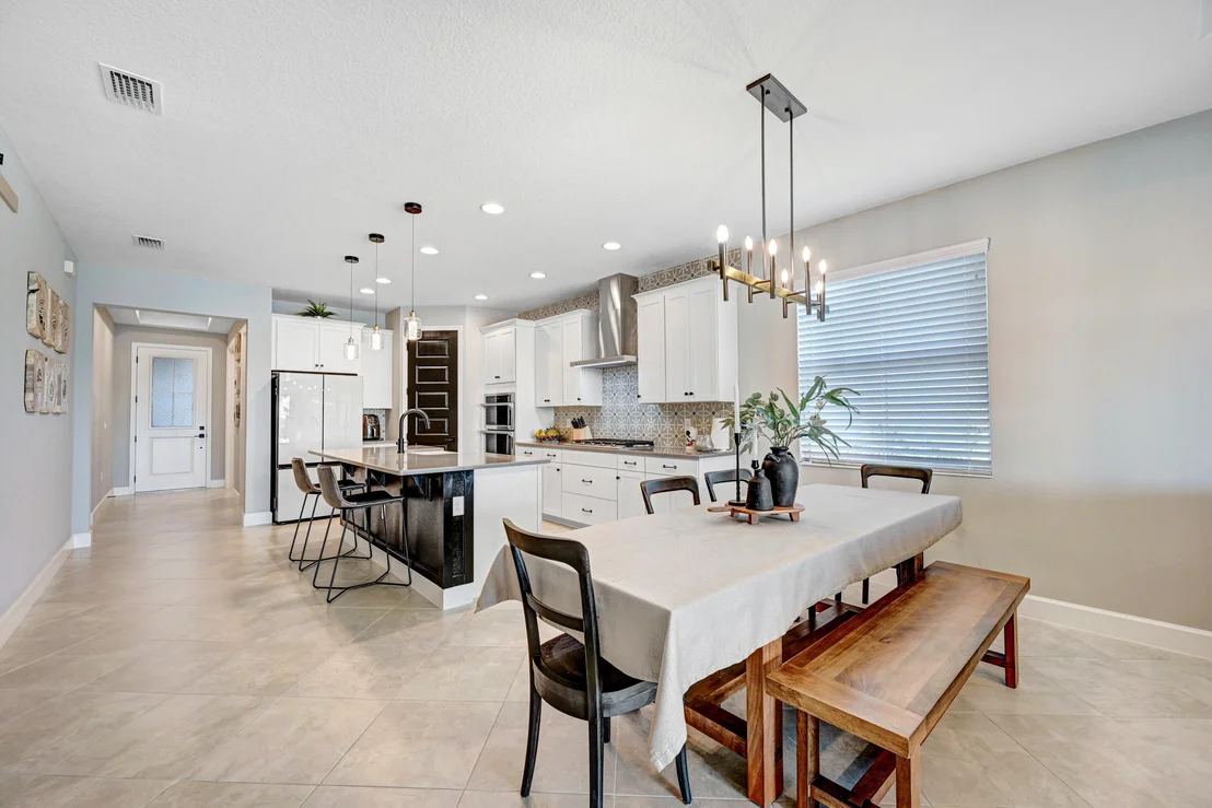 Photo of 9221 Udina