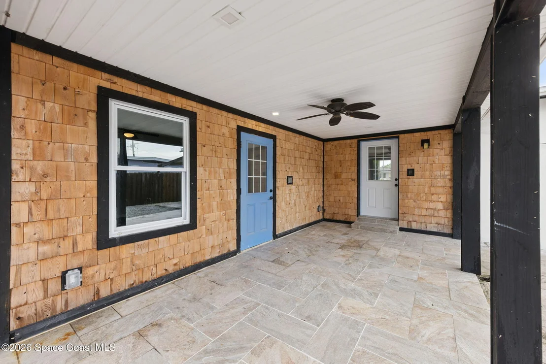 Photo of 1061 Bianca Drive NE