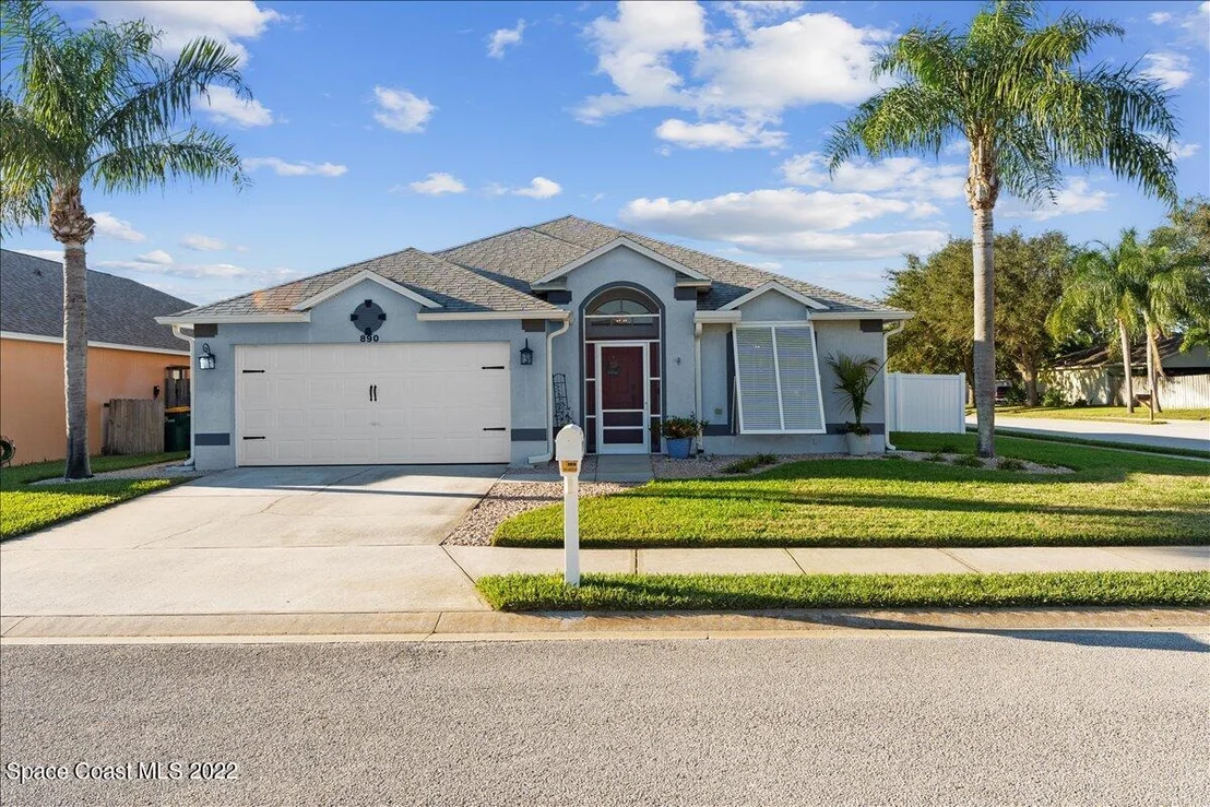 Photo of 890 Shaw Circle