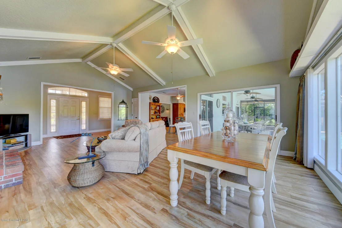 Photo of 521 Spring Lake Drive