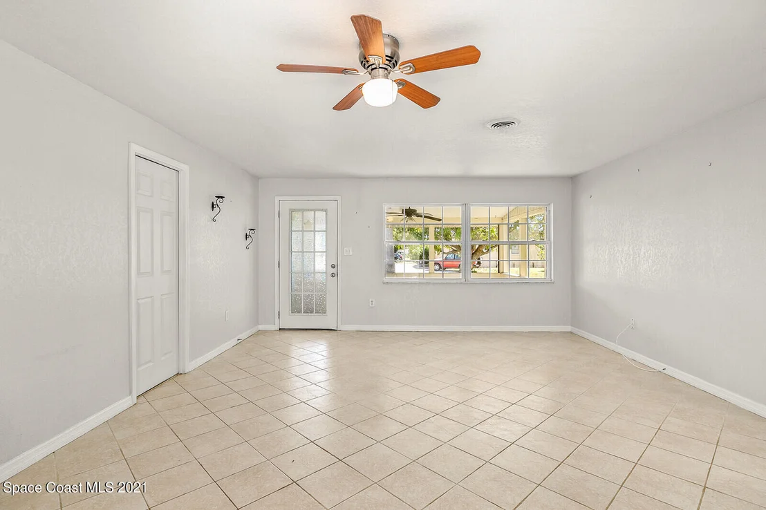 Photo of 1356 Arnold Drive