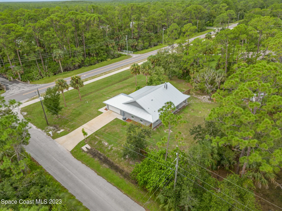 Photo of 3920 Burton Road