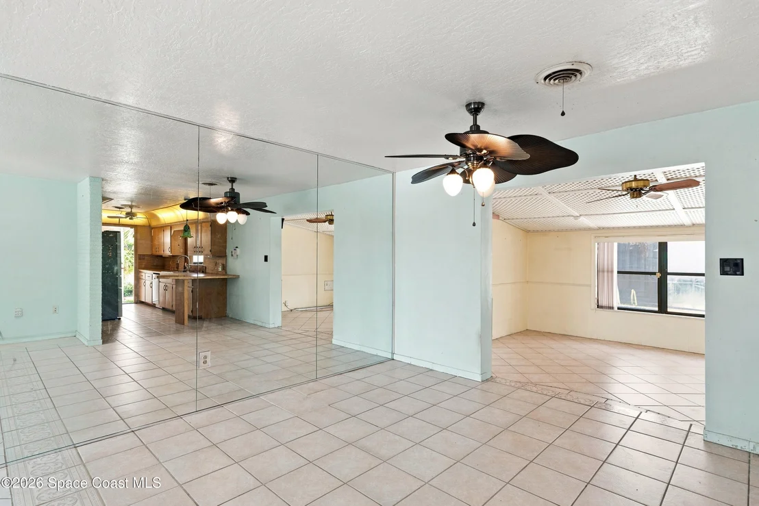 Photo of 335 Brewster Road